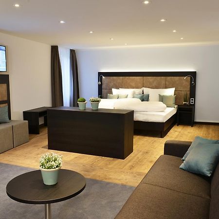 Uhu Gaestehaus Superior Kolín nad Rýnem Exteriér fotografie