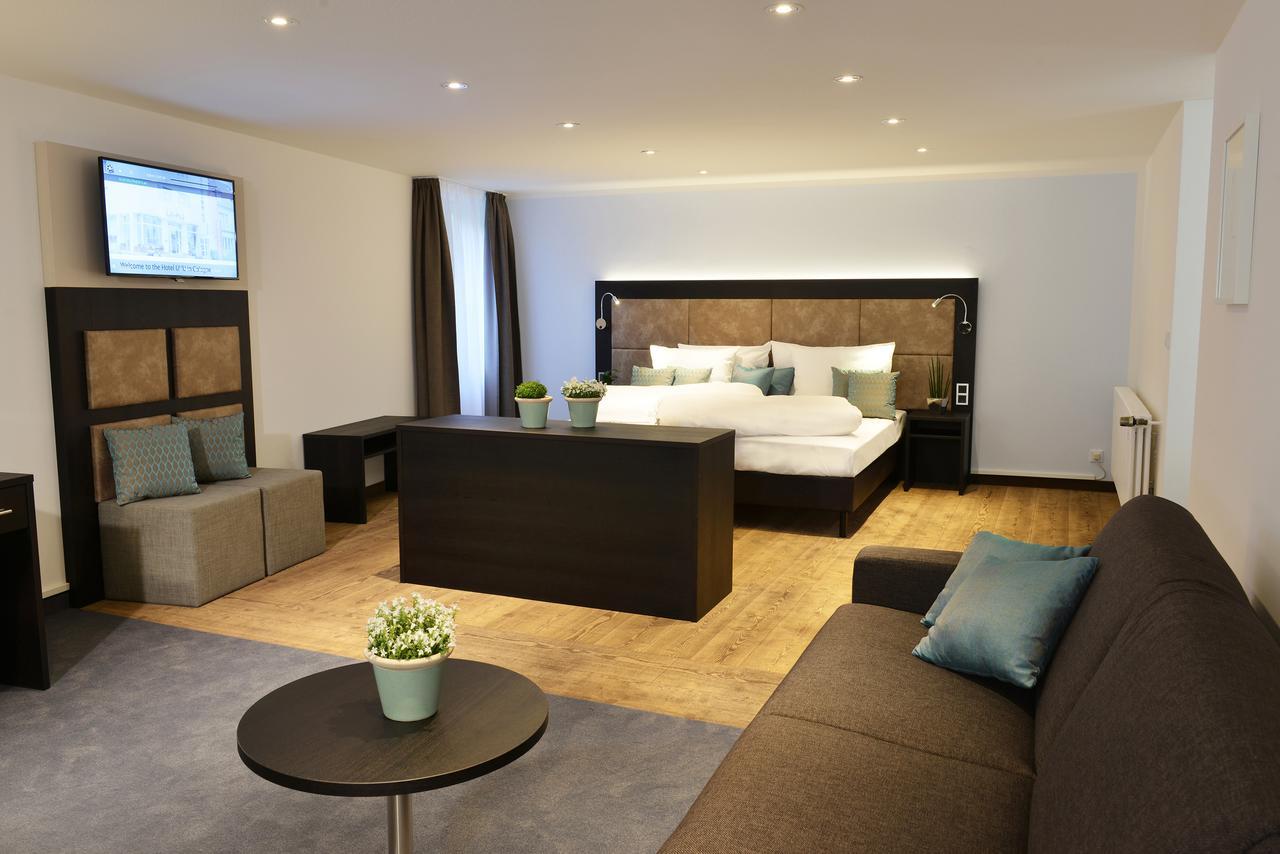 Uhu Gaestehaus Superior Kolín nad Rýnem Exteriér fotografie
