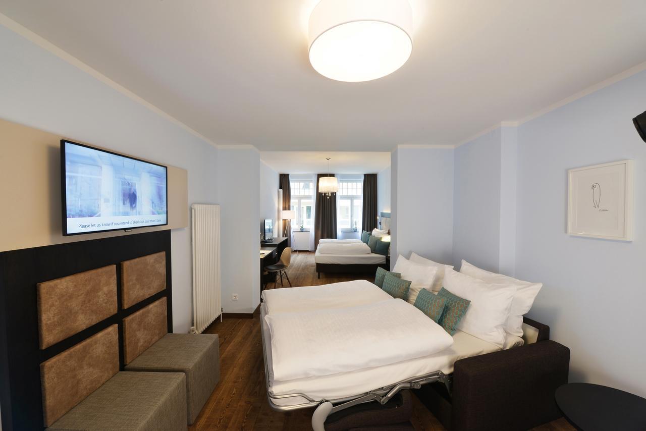 Uhu Gaestehaus Superior Kolín nad Rýnem Exteriér fotografie