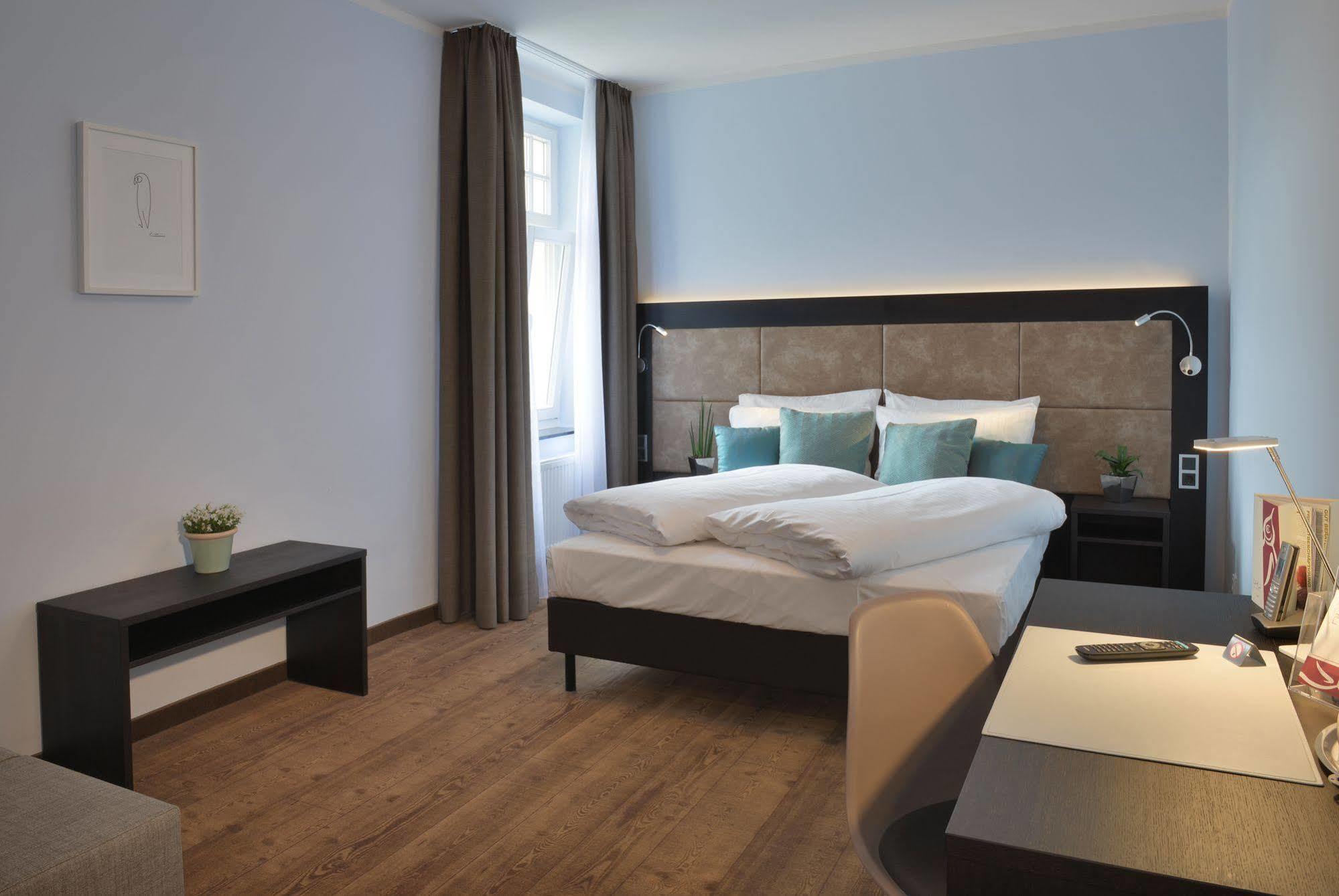 Uhu Gaestehaus Superior Kolín nad Rýnem Exteriér fotografie